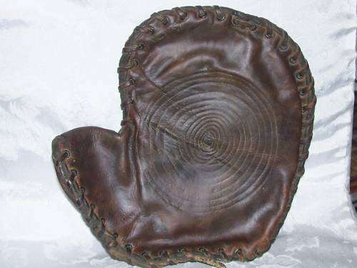 D&M Tornado Stiched Palm Basemitt Front